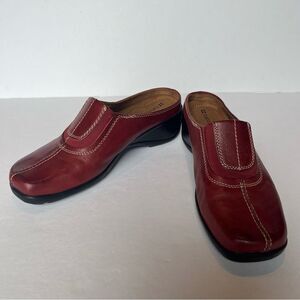Naturalizer Women's Red Leather Slip-On Shoes Size 8M